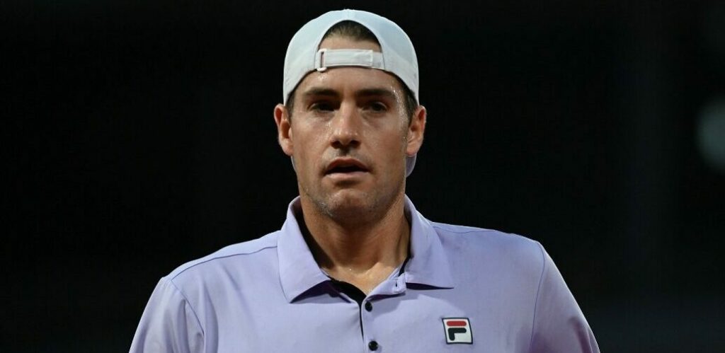 John Isner : « Je pense qu’il est le grand favori pour remporter ce tournoi. Il est le premier joueur à battre »