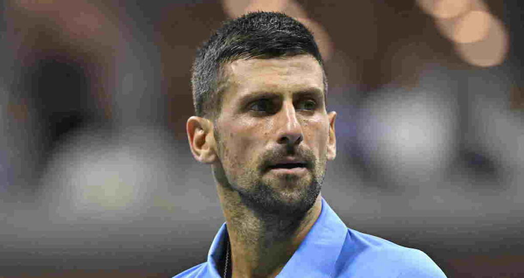 « Djokovic a hésité à faire figurer son nom sur la plainte mais il a refusé, dit-on, afin d’éviter une bataille directe entre le plus grand joueur de tennis masculin de l’ère moderne et les organisations qui contrôlent son sport », révèle Matthew Futterman