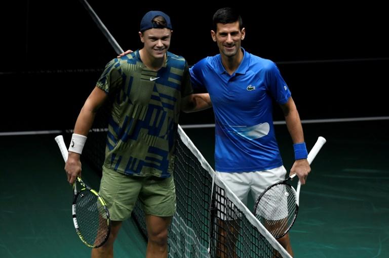 Vidéos - Djokovic et Rune se sont entraînés ensemble 